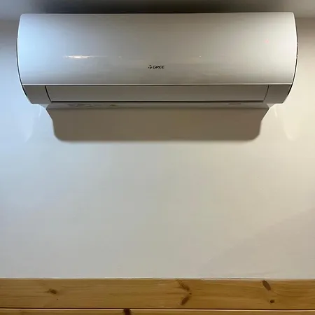Hétvégi ház Modern Deluxe Alsóörs
